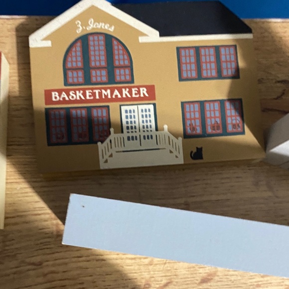 Village the cats meow village - Picture 9 of 10